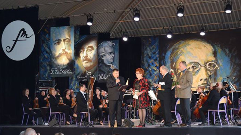 Scena, Festiwal Moniuszkowski, scenografia Kajetan Kreutz Majewski